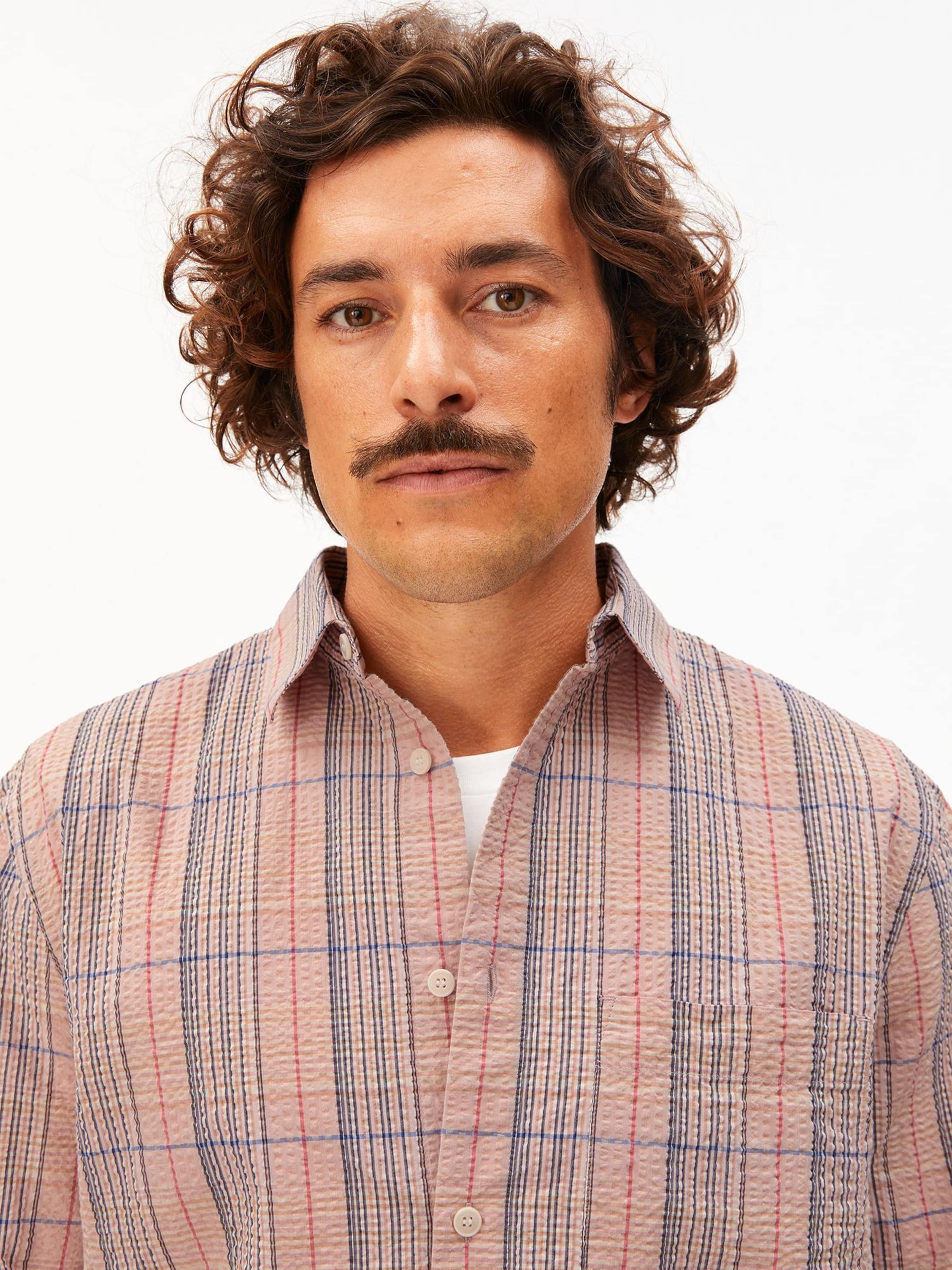 Fit confort Chemise ARMEDANGELS en rose