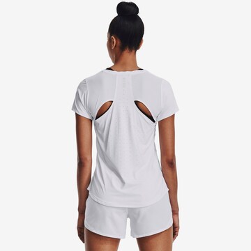 T-shirt fonctionnel 'Iso Chill 200' UNDER ARMOUR en blanc