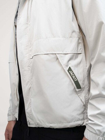 Giacca per outdoor ' Atlas Leichte Windjacke ' di JACK1T in beige