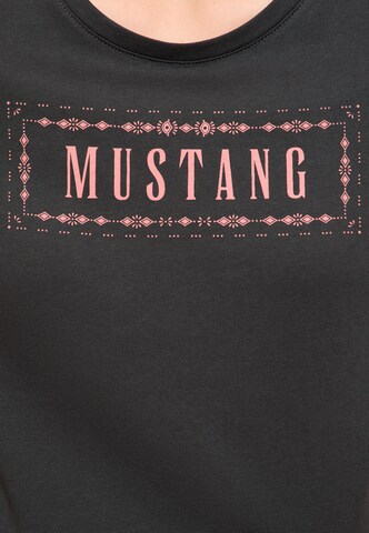 MUSTANG T-Shirt 'Alma' in Schwarz