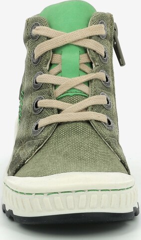 Sneaker di Kickers in verde