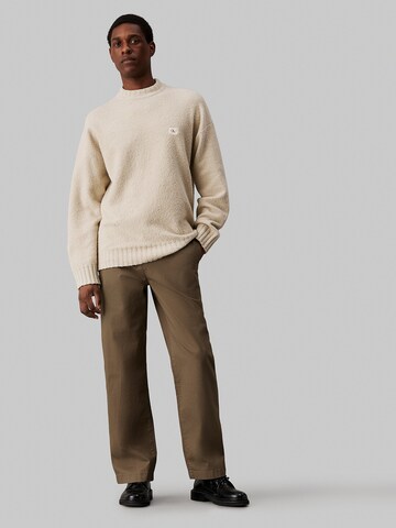 Loosefit Pantalon chino Calvin Klein Jeans en marron