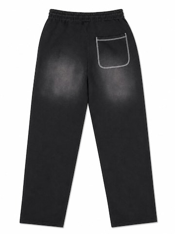 Vemue Baggy Sports trousers 'Black On Black' in Grey