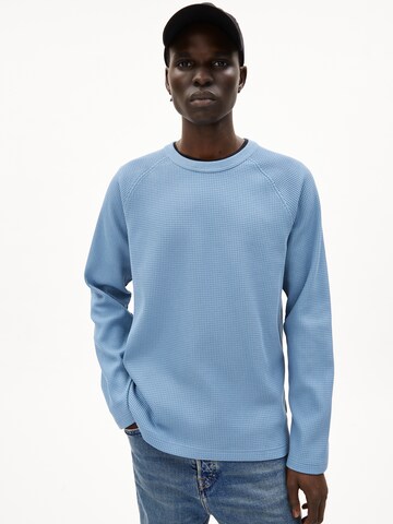 ARMEDANGELS Shirt 'JOSUAA WAFFLE' (GOTS) in Blau: Vorderseite