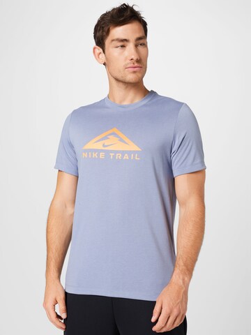 T-Shirt fonctionnel NIKE en bleu : devant