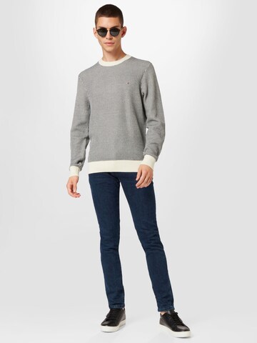 TOMMY HILFIGER Sweater in Beige