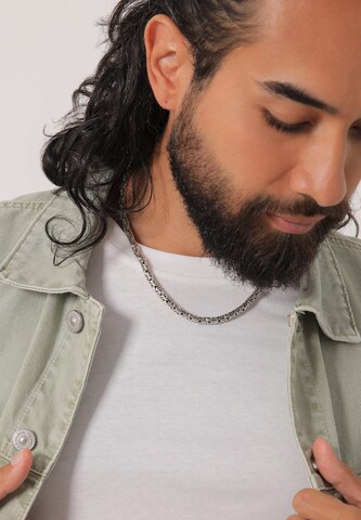 KUZZOI Цепочка в Серебристый: спереди