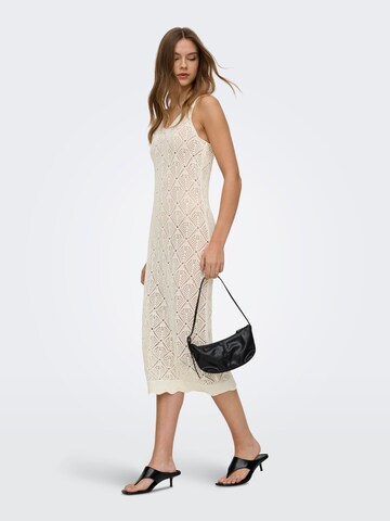 ONLY - Vestido de punto 'ONLSunflower' en blanco