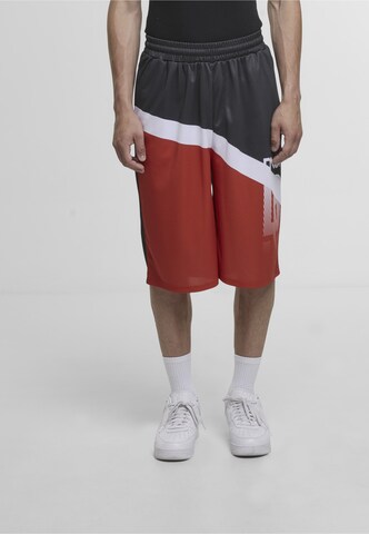 Dangerous DNGRS Loosefit Shorts 'Trick' in Rot