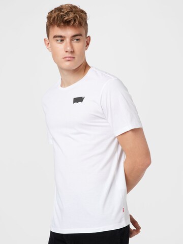 LEVI'S ® Тениска 'Graphic Crewneck Tee' в бяло: отпред