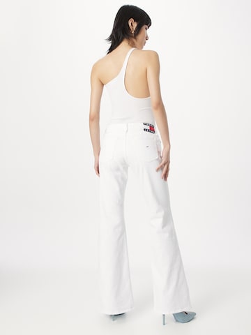 Tommy Jeans - Flared Calças de ganga 'SOPHIE' em branco