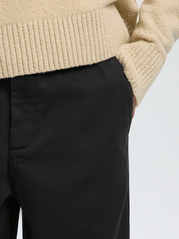 Loosefit Pantalon chino 'SLM220-MILES' SELECTED en noir
