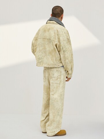 Barrel Jeans di Bershka in verde