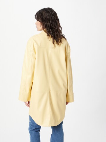 Moves Between-Seasons Coat 'Macisa' in Yellow