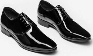 Kazar Lace-Up Shoes in Black