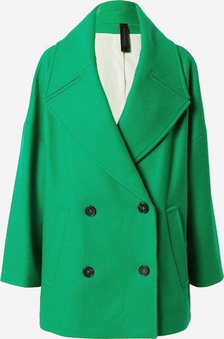 DRYKORN Between-Seasons Coat 'RUNCOM' in Green: front