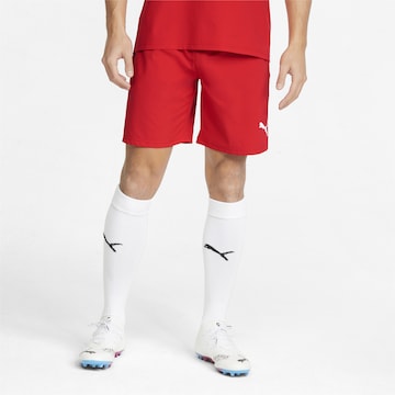 Regular Pantalon de sport PUMA en rouge : devant