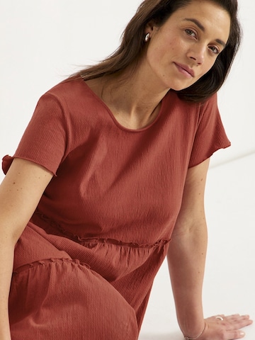 Cellbes of Sweden Kleid aus zerknittertem Baumwolljersey in Rot