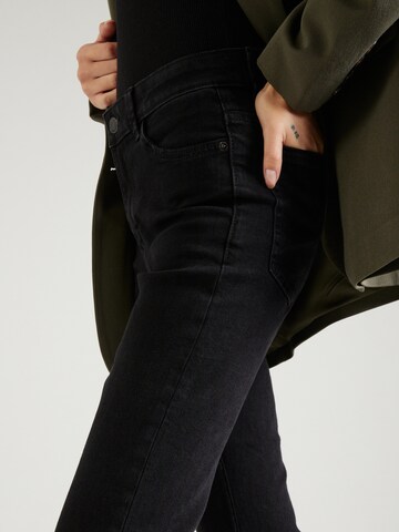 Lindex Bootcut Jeans 'Karen' in Zwart