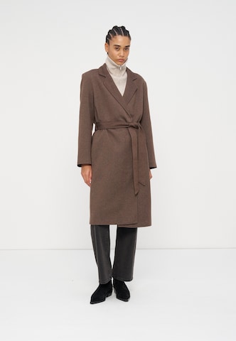 Cappotto di mezza stagione di ONLY in marrone: frontale
