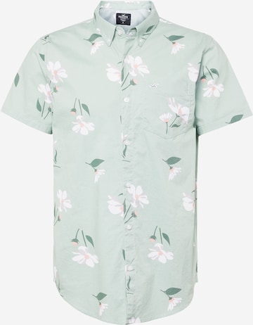 HOLLISTER Button Up Shirt in Green: front