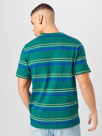 T-Shirt 'Relaxed Fit Pocket Tee' LEVI'S ® en vert