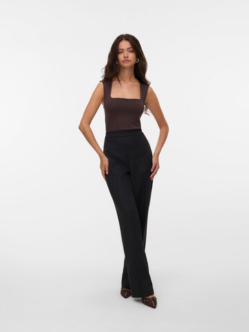 VERO MODA - regular Pantalón plisado 'EVE' en negro