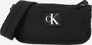 Calvin Klein Jeans حقيبة تقليدية بلون أسود: الأمام