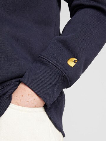 Carhartt WIP Sweatshirt 'Chase' in Blau