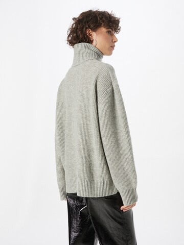 Oval Square Pullover 'Giant' in Grau