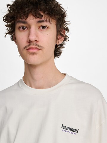T-Shirt Hummel en blanc