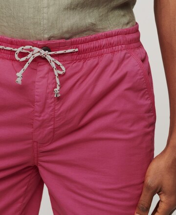 Superdry Regular Broek in Roze