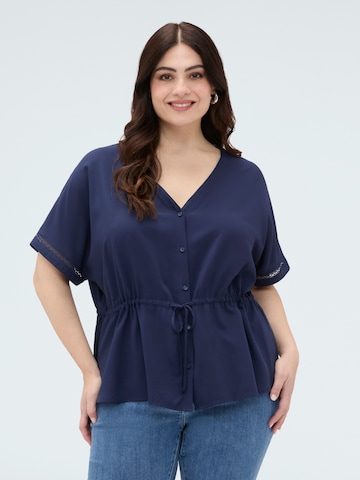 Chemisier Fiorella Rubino en bleu : devant