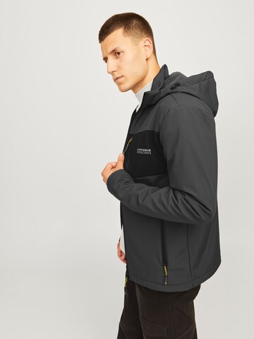 JACK & JONES Funktionsjacke in Grau
