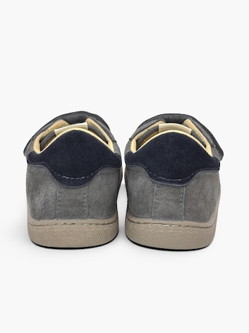Sneaker di Pisamonas in grigio