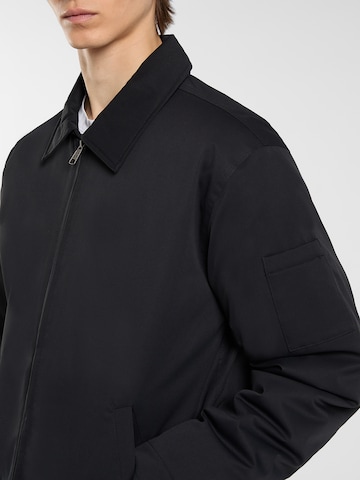 Geacă de primăvară-toamnă 'Eisenhower' de la DICKIES pe negru