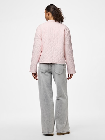 PIECES Overgangsjakke 'PCSarolina' i pink