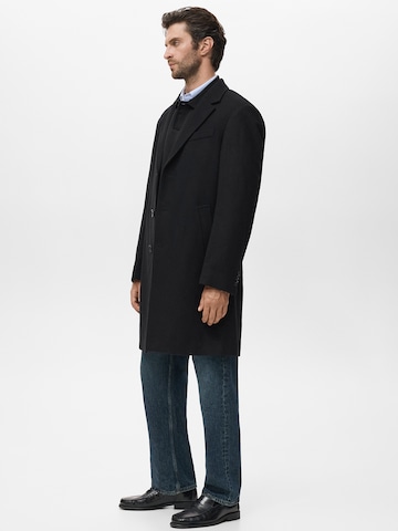 Manteau mi-saison 'ARIZONA' MANGO MAN en noir
