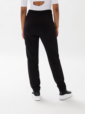 Les Lunes Tapered Sportbroek 'Frayaa' in Zwart