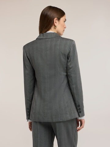 Blazer di MOTIVI in grigio