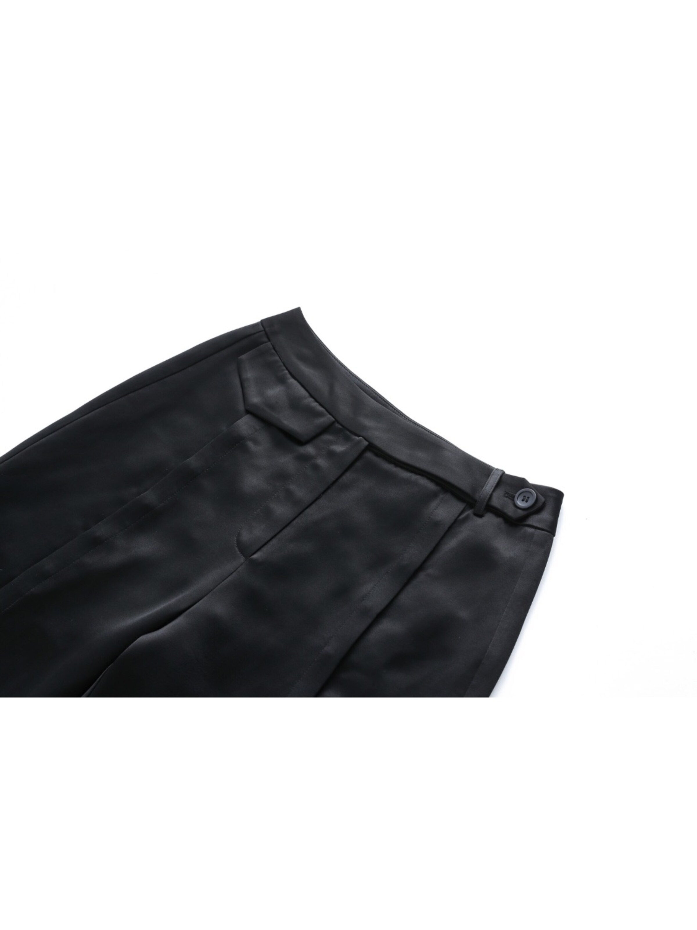 regular Pantaloni 'Hand-Sewn Slit Trousers' di iellele in nero