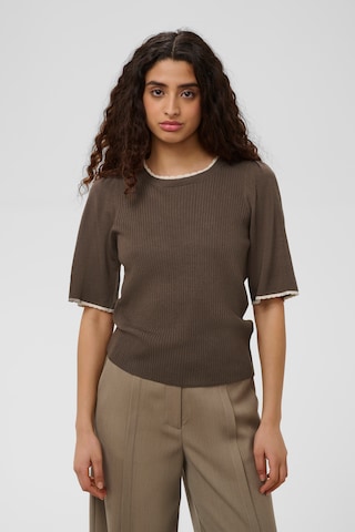 T-shirt 'Lysandra Adrianna' SOAKED IN LUXURY en marron : devant
