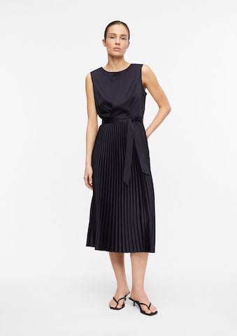 COMMA Dress in Blue: front