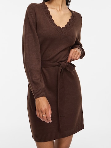 Rochie tricotat 'VINOA' de la VILA pe maro