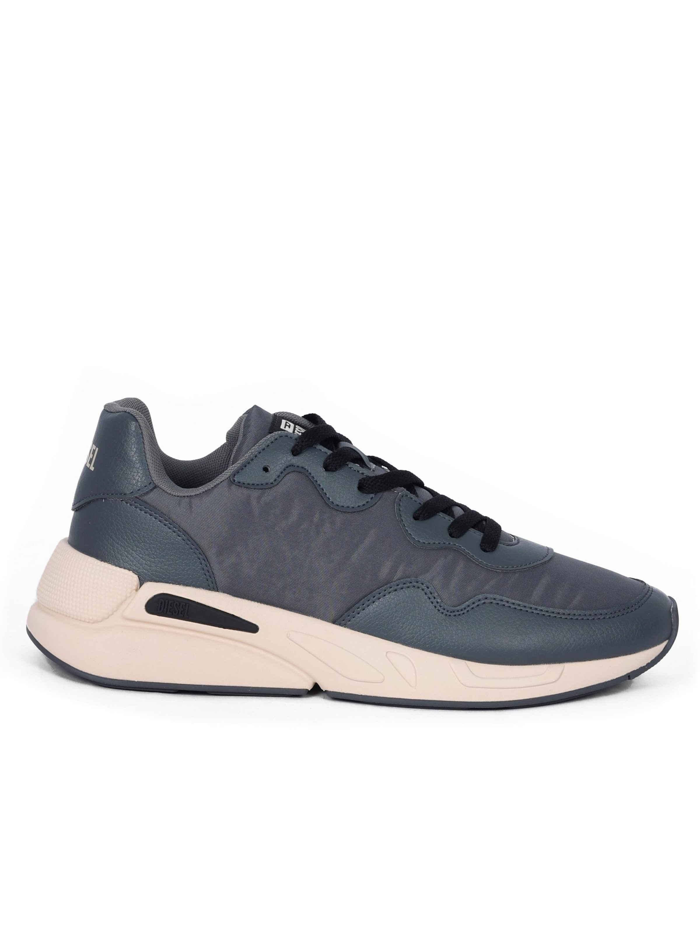 Baskets basses 'S-SERENDIPITY LIGHT' DIESEL en gris : devant