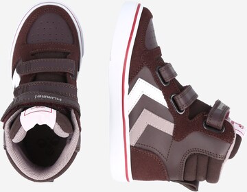 Sneaker 'Stadil' de la Hummel pe maro