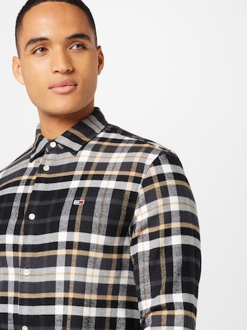 Tommy Jeans Regular fit Button Up Shirt in Black