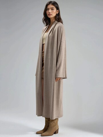 Busem Knitted coat in Beige