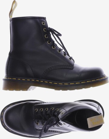 Dr. Martens Stiefel 42 in Schwarz: predná strana