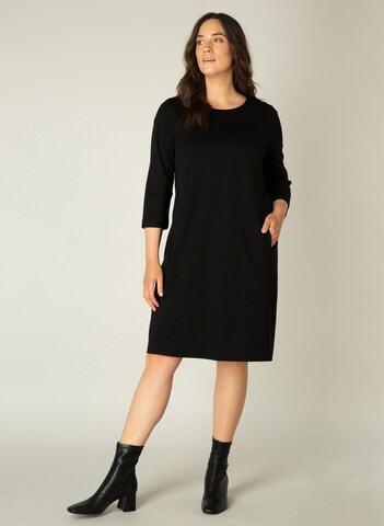 BASE LEVEL CURVY Dress 'Addy' in Black